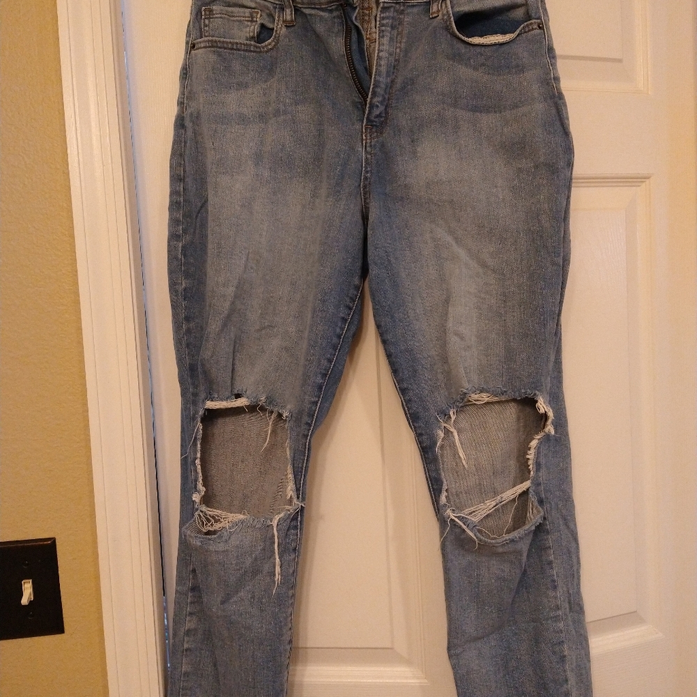Woman's High Waisted Jeans Size 12 (jean size 31)